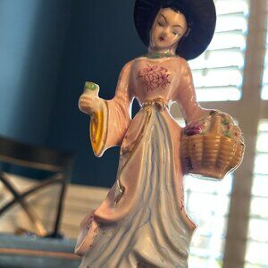 Japanese porcelain geisha figurine